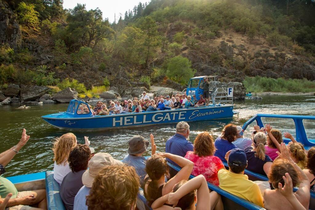 Riverside Cabin 6 Grants Pass Εξωτερικό φωτογραφία